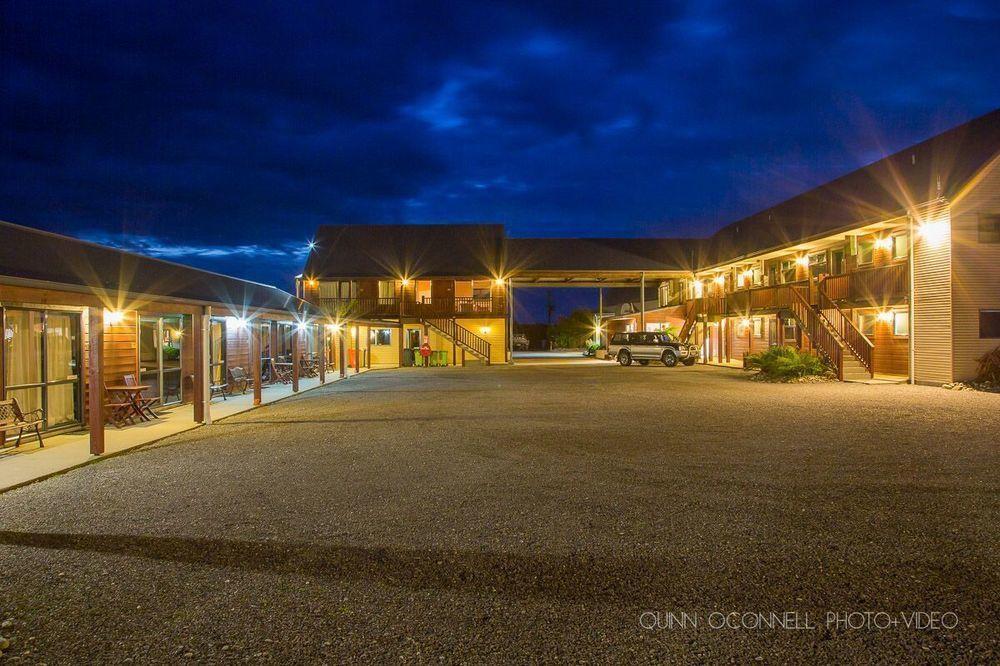 Haast River Motels & Holiday Park Экстерьер фото